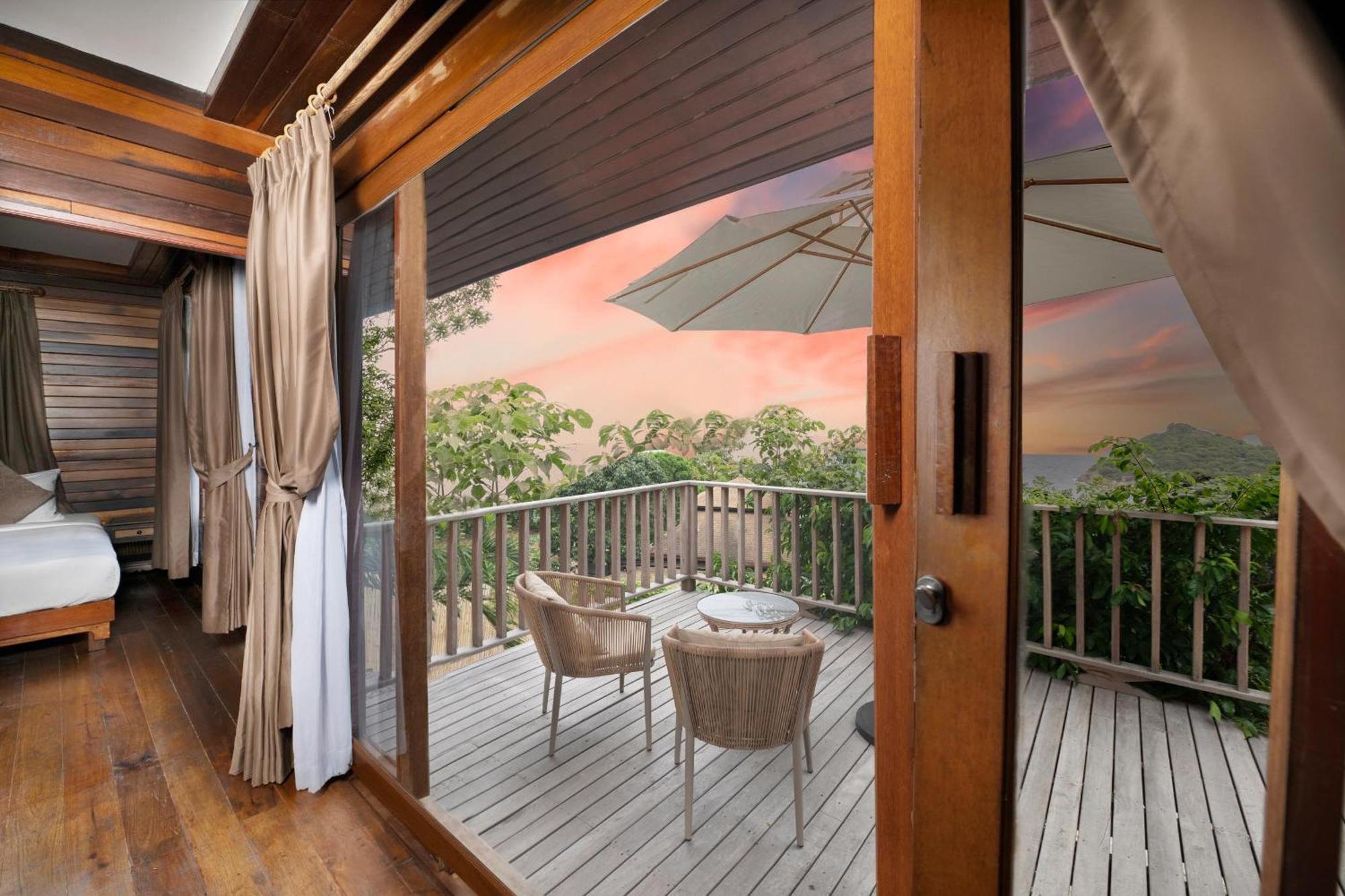 Dusit Buncha Koh Tao By Riya Group Hotel Exterior photo