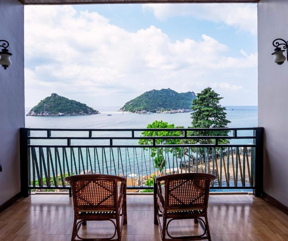 Dusit Buncha Koh Tao By Riya Group Hotel Exterior photo